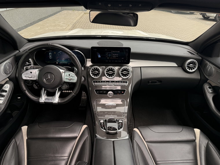 Vehicle Image 32