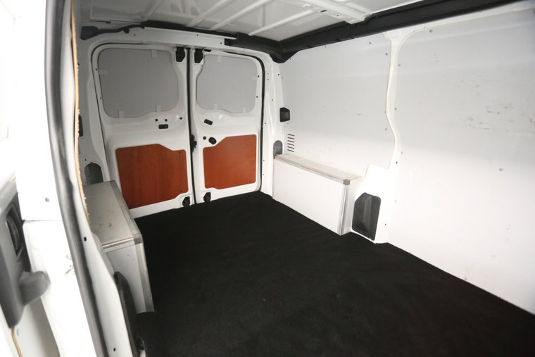 Vehicle Image 21
