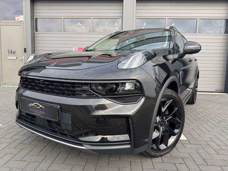 Vehicle Image 4