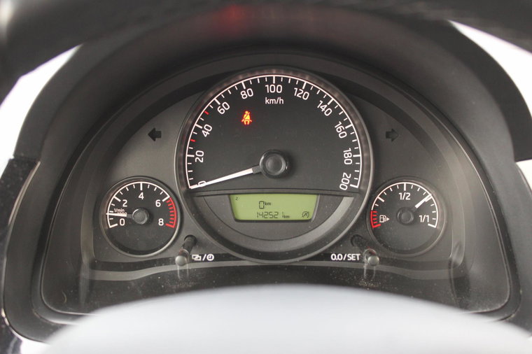 Vehicle Image 15