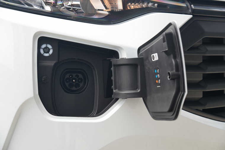 Vehicle Image 35
