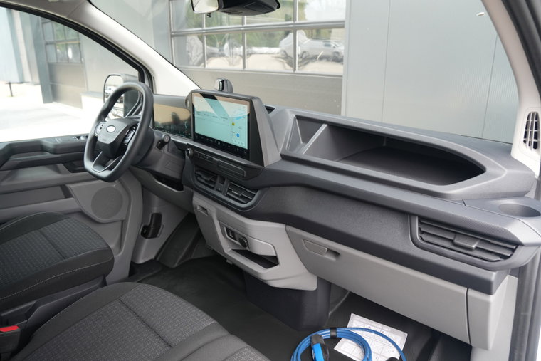 Vehicle Image 36