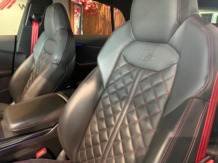 Vehicle Image 36