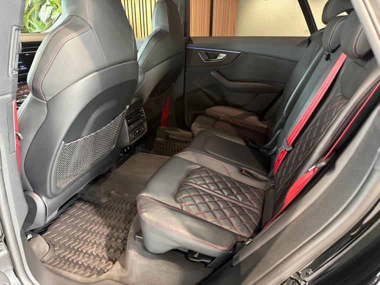 Vehicle Image 38