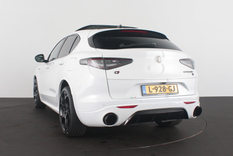 Vehicle Image 31