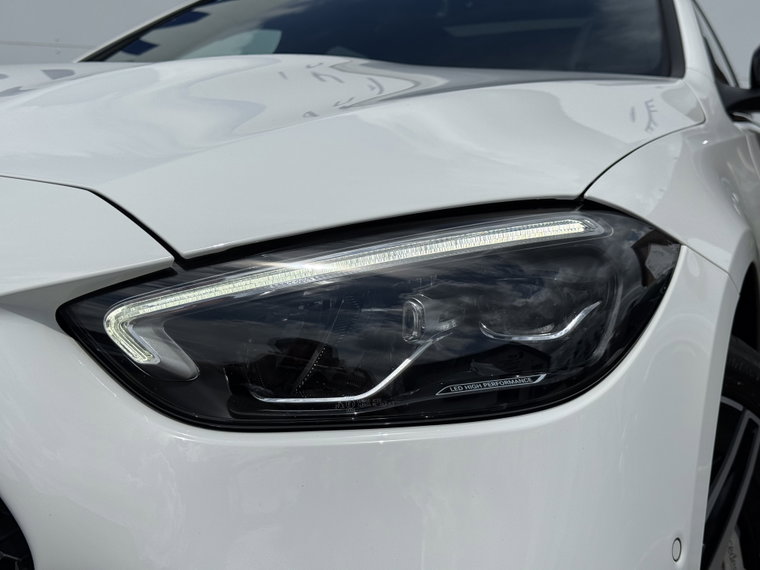 Vehicle Image 36