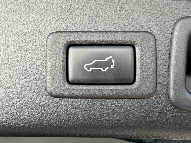 Vehicle Image 39