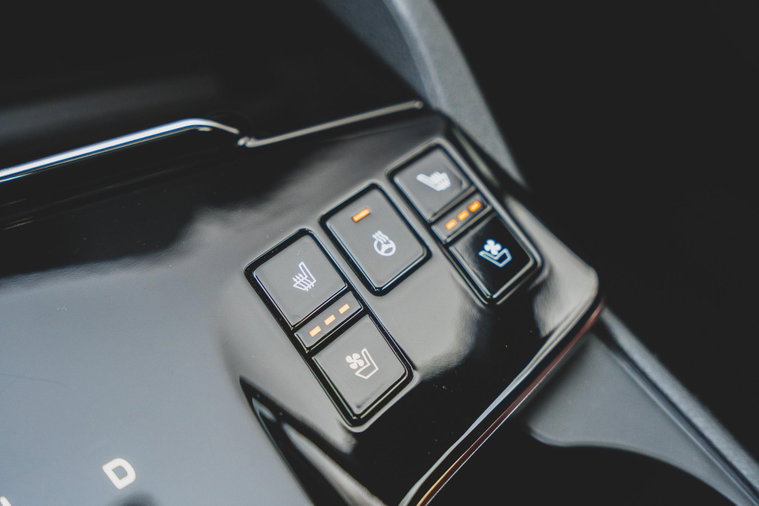 Vehicle Image 38
