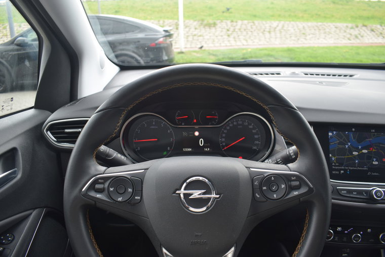 Vehicle Image 22