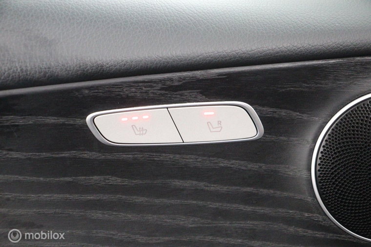 Vehicle Image 40