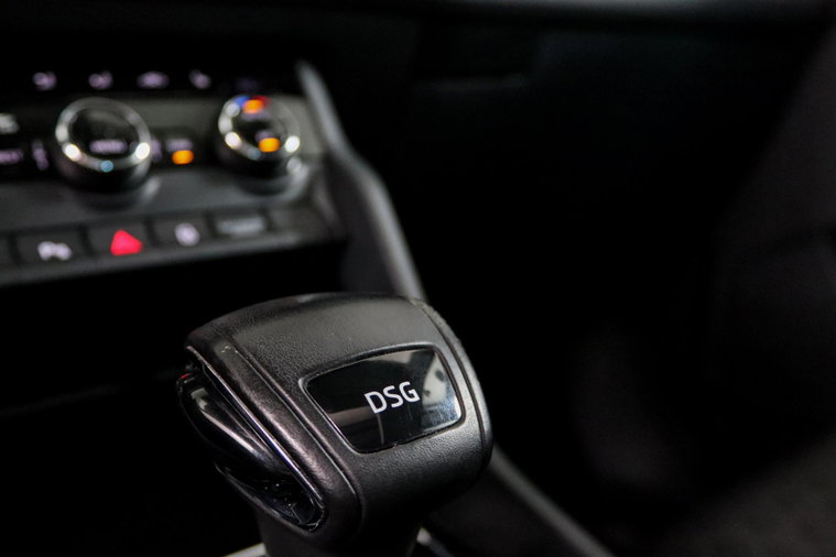 Vehicle Image 38
