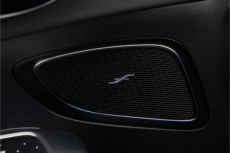 Vehicle Image 38