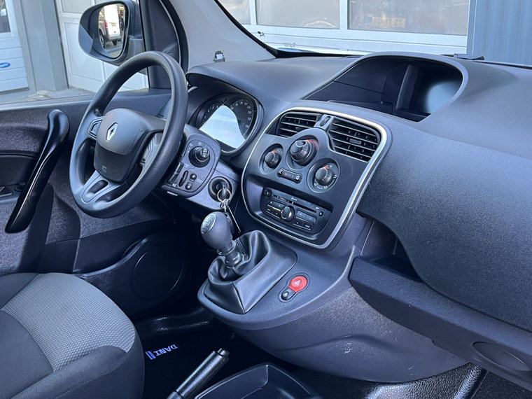 Vehicle Image 28