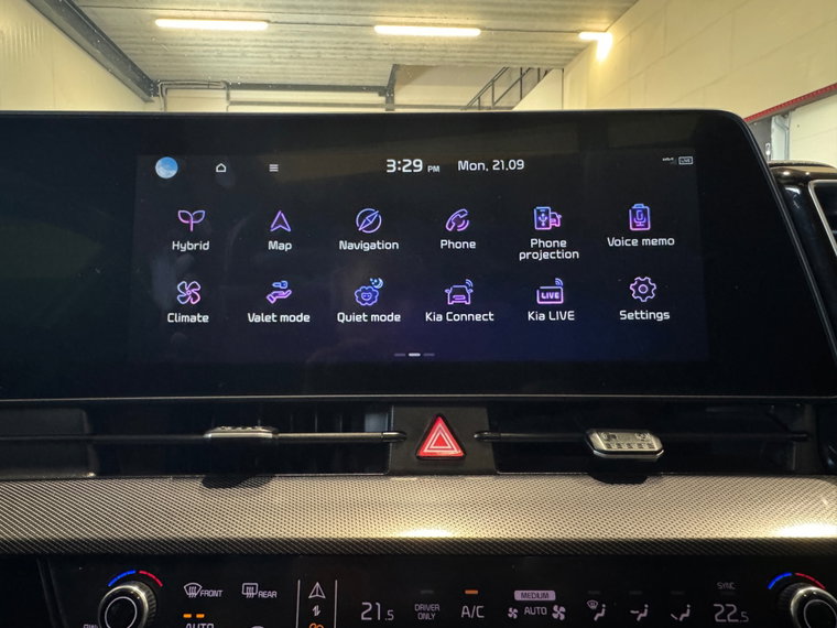 Vehicle Image 38
