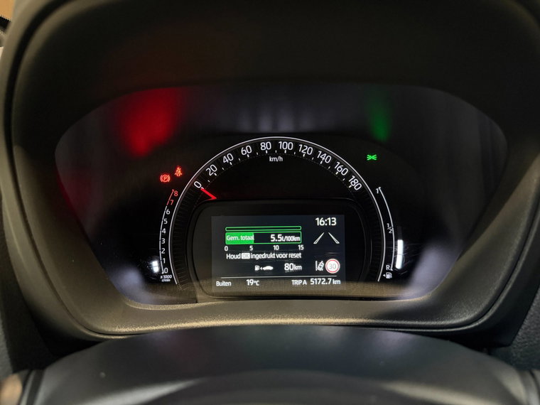 Vehicle Image 30