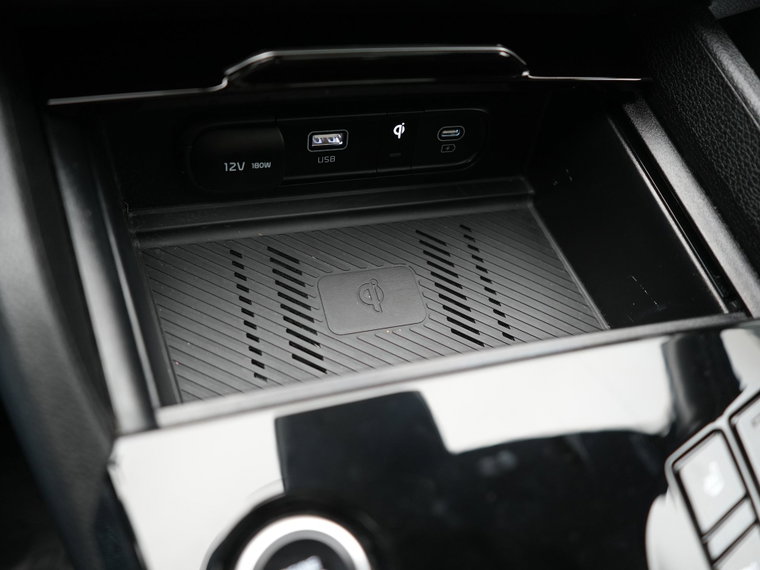Vehicle Image 33