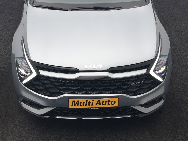 Vehicle Image 41