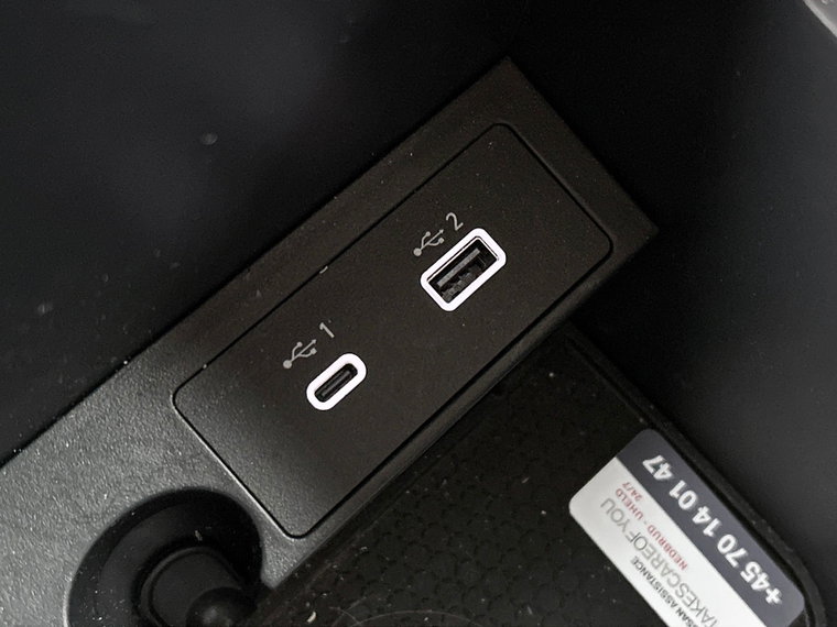 Vehicle Image 36
