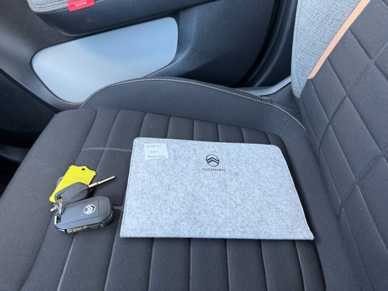 Vehicle Image 31