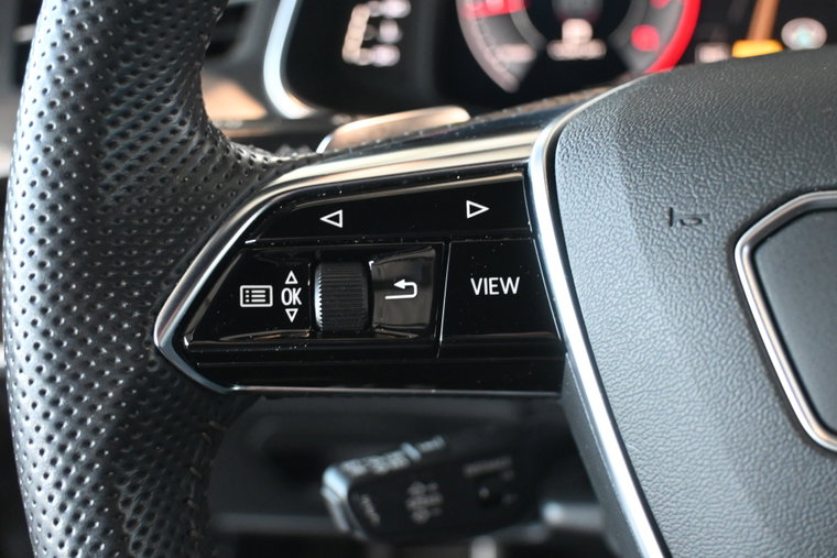 Vehicle Image 40