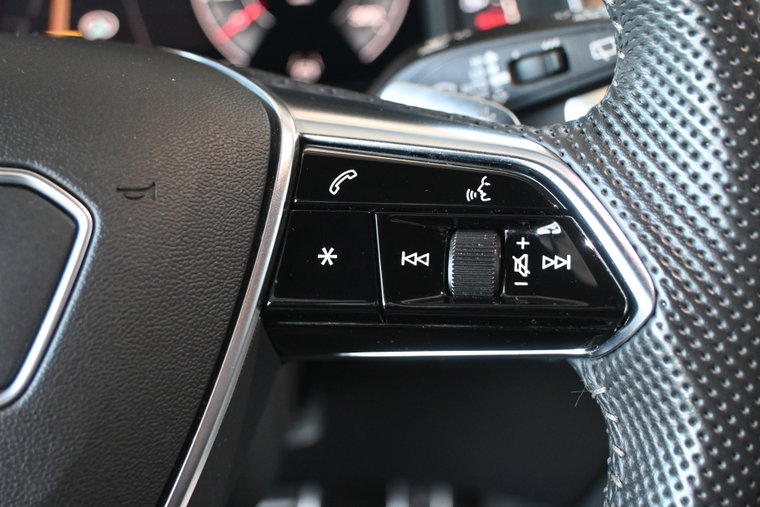 Vehicle Image 41