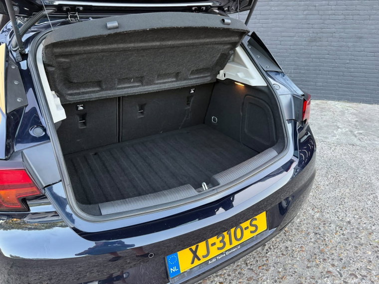 Vehicle Image 19