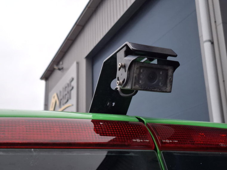 Vehicle Image 14