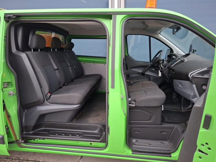 Vehicle Image 17