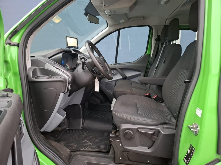 Vehicle Image 21