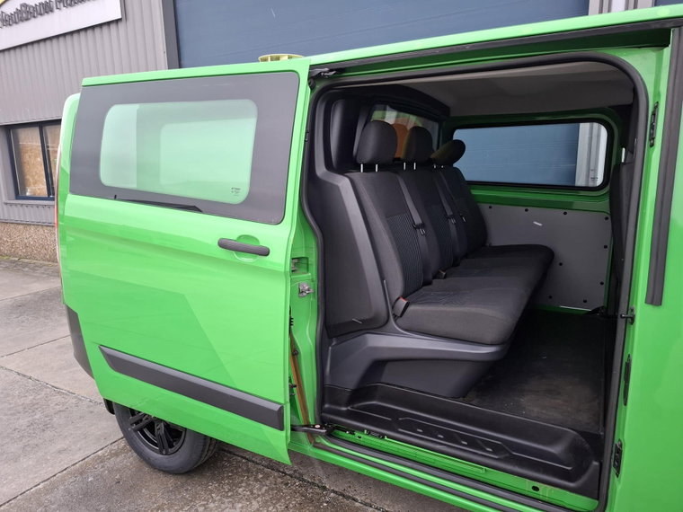 Vehicle Image 38