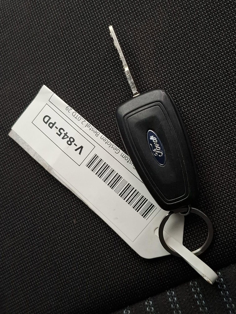 Vehicle Image 39
