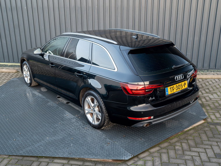 Vehicle Image 36
