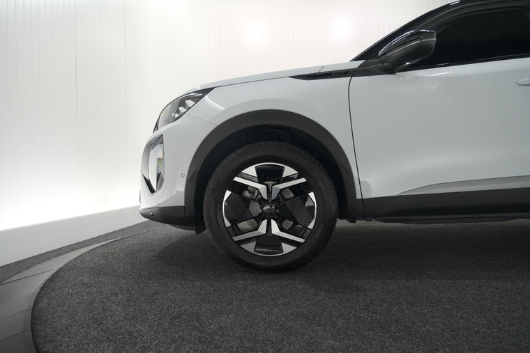 Vehicle Image 22