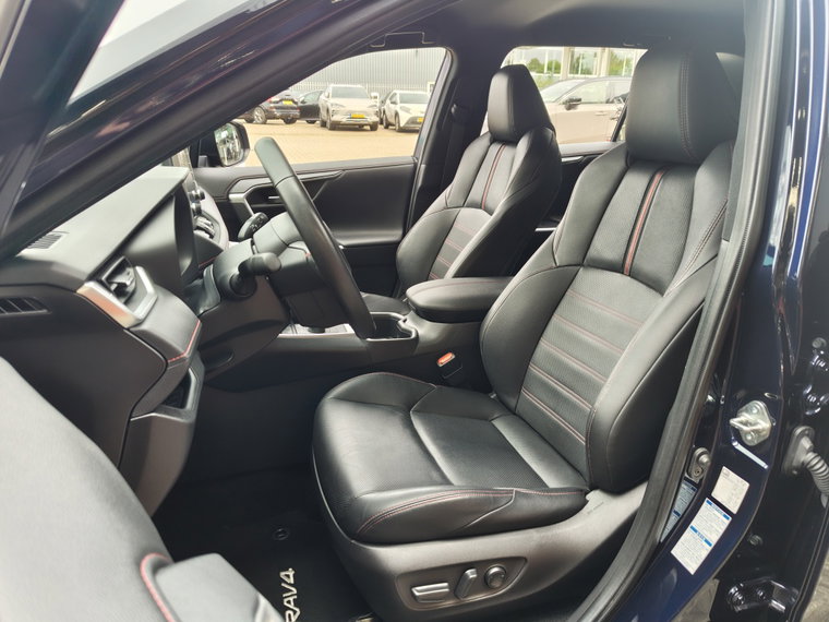Vehicle Image 31