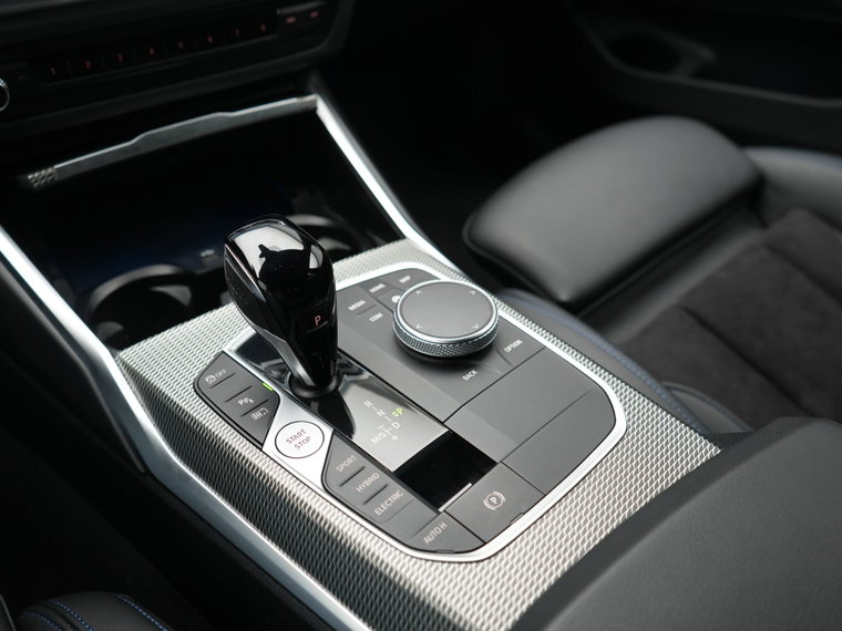 Vehicle Image 40