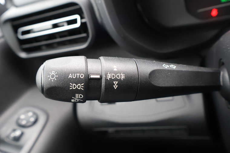 Vehicle Image 26