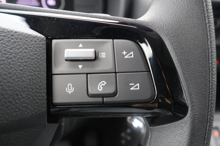 Vehicle Image 28
