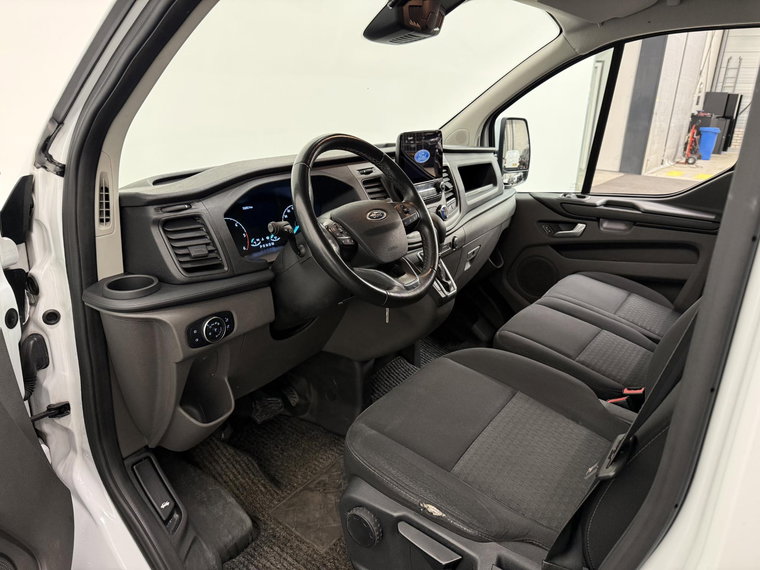 Vehicle Image 19