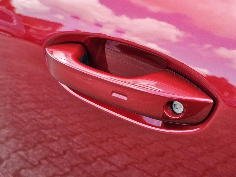 Vehicle Image 30