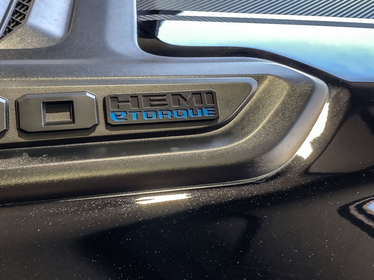 Vehicle Image 43