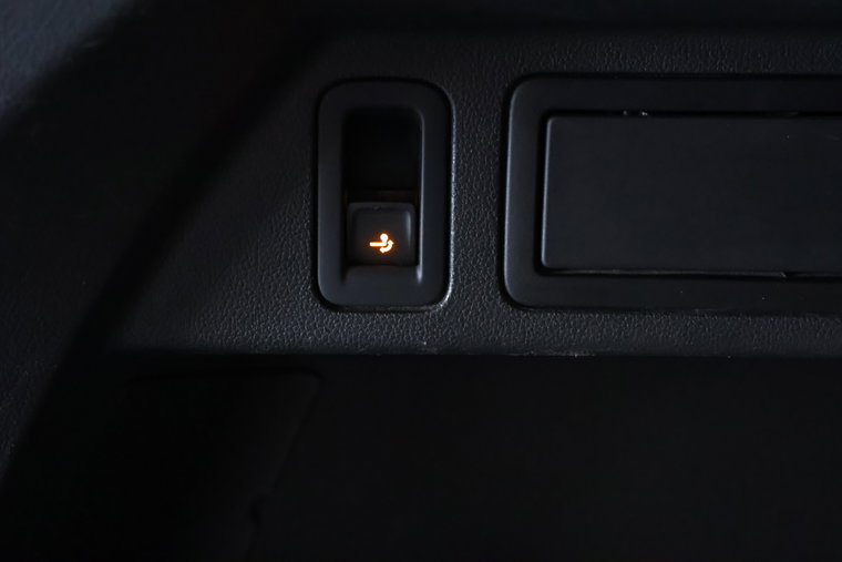 Vehicle Image 35