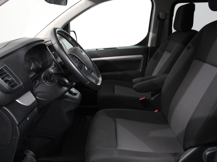 Vehicle Image 37
