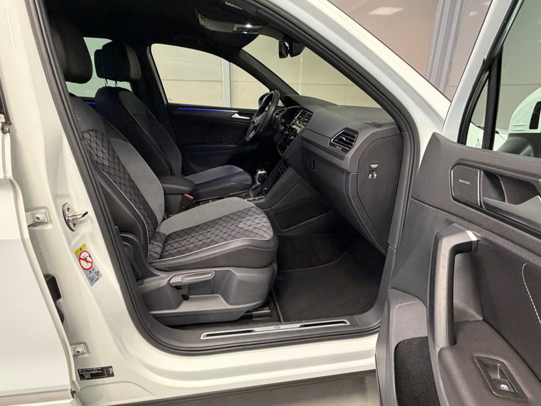 Vehicle Image 45