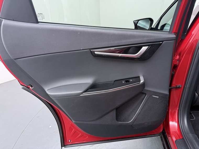 Vehicle Image 36