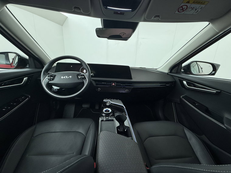 Vehicle Image 37