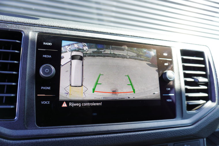 Vehicle Image 19