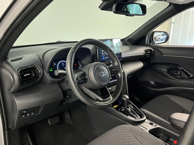Vehicle Image 15