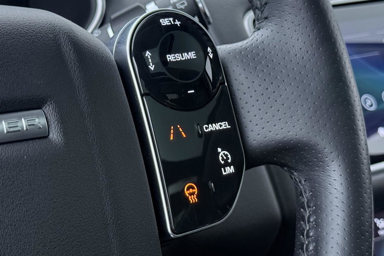 Vehicle Image 35
