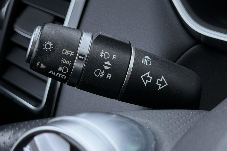 Vehicle Image 36