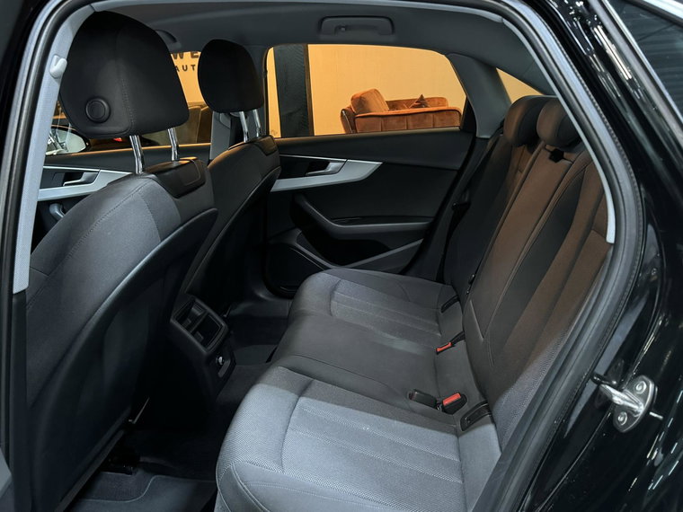 Vehicle Image 19